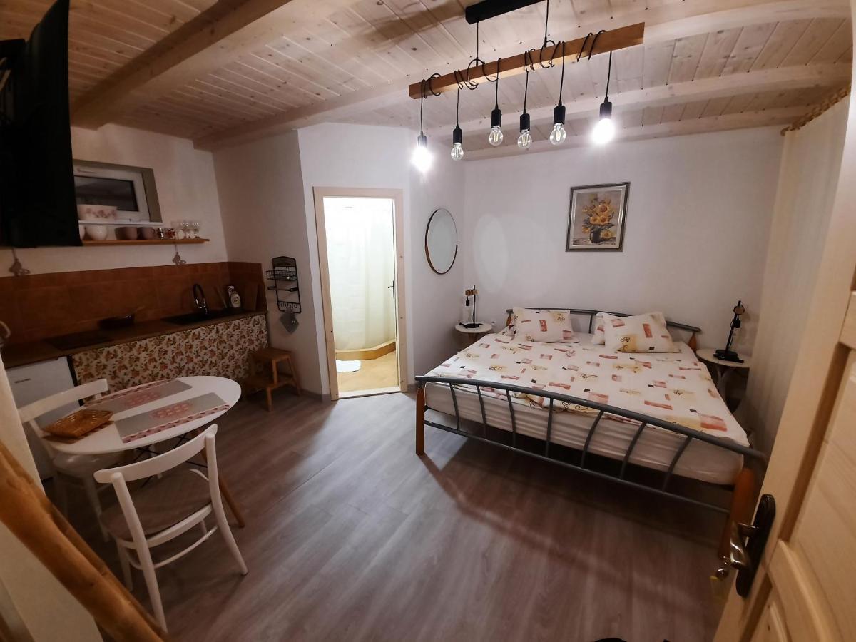 Apartmany Pri Kostole Liptovska Kokava Bagian luar foto